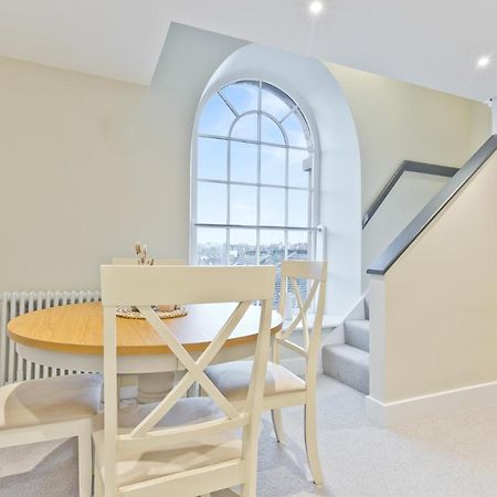 Sandgate Chapel - Self Check In Apartments 펜리스 외부 사진